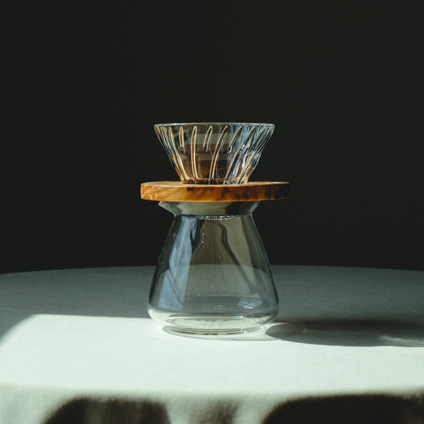 V60 Glass Coffee Dripper, 01 Olive Wood